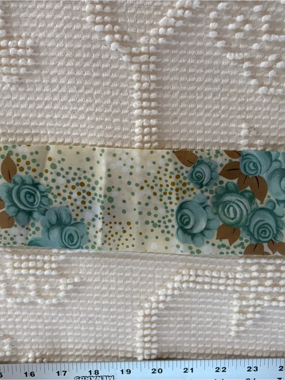 Vintage Ladies Elegant Floral Cream Neck Scarf with Teal Roses